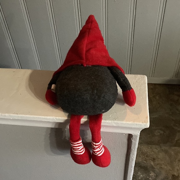 Brand NWT 22” Absolutely Precious Red Christmas Holiday Gnome Sitter Decoration - Picture 9 of 10